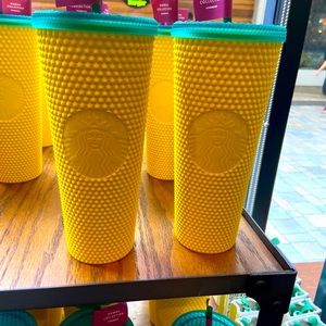 Starbucks pineapple cup -Hawaiian edition